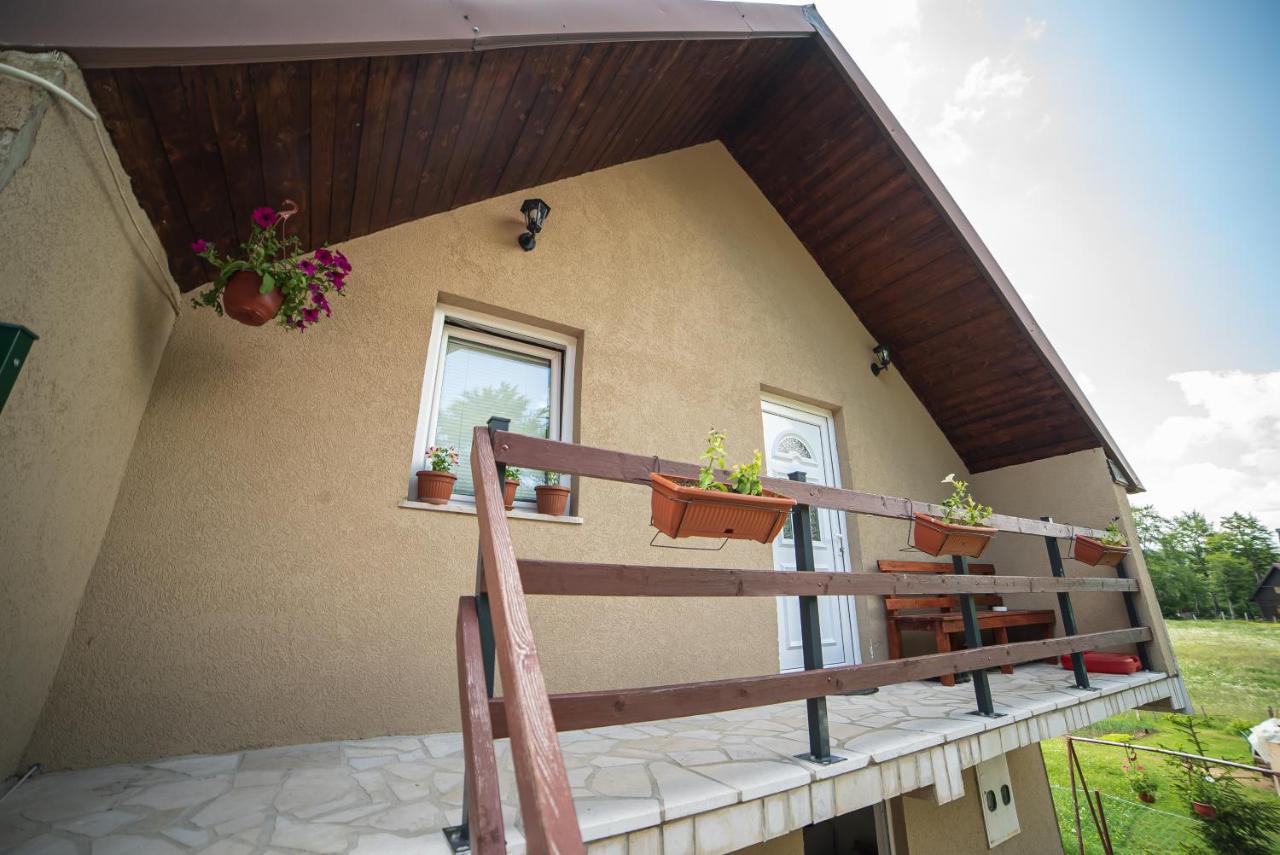 Guest House "Visnja" جابلياك المظهر الخارجي الصورة